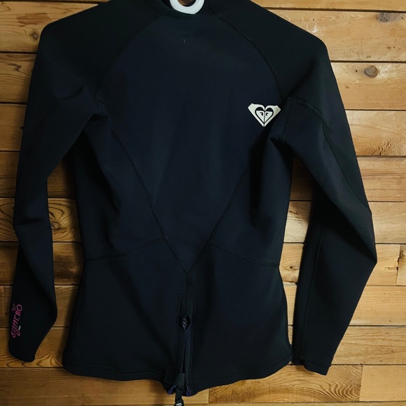Roxy neoprene swim shirt - Picture 1 of 3